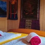 호텔 Seminarhaus Arya Maitreya *