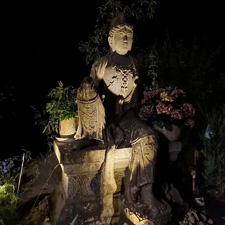 Seminarhaus Arya Maitreya