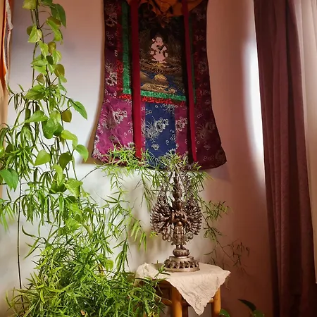 Otel Seminarhaus Arya Maitreya
