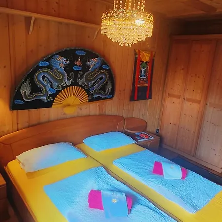 Seminarhaus Arya Maitreya Otel Kaufbeuren